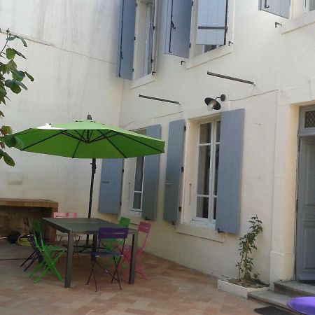 Villa Chez Clementine Montolieu Exterior foto